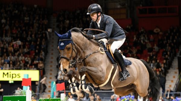 Harrie Smolders och Monaco NOP från FEI Longines World Cup i Scandinavium 2023. Foto: Carl Sandin/Bildbyrån