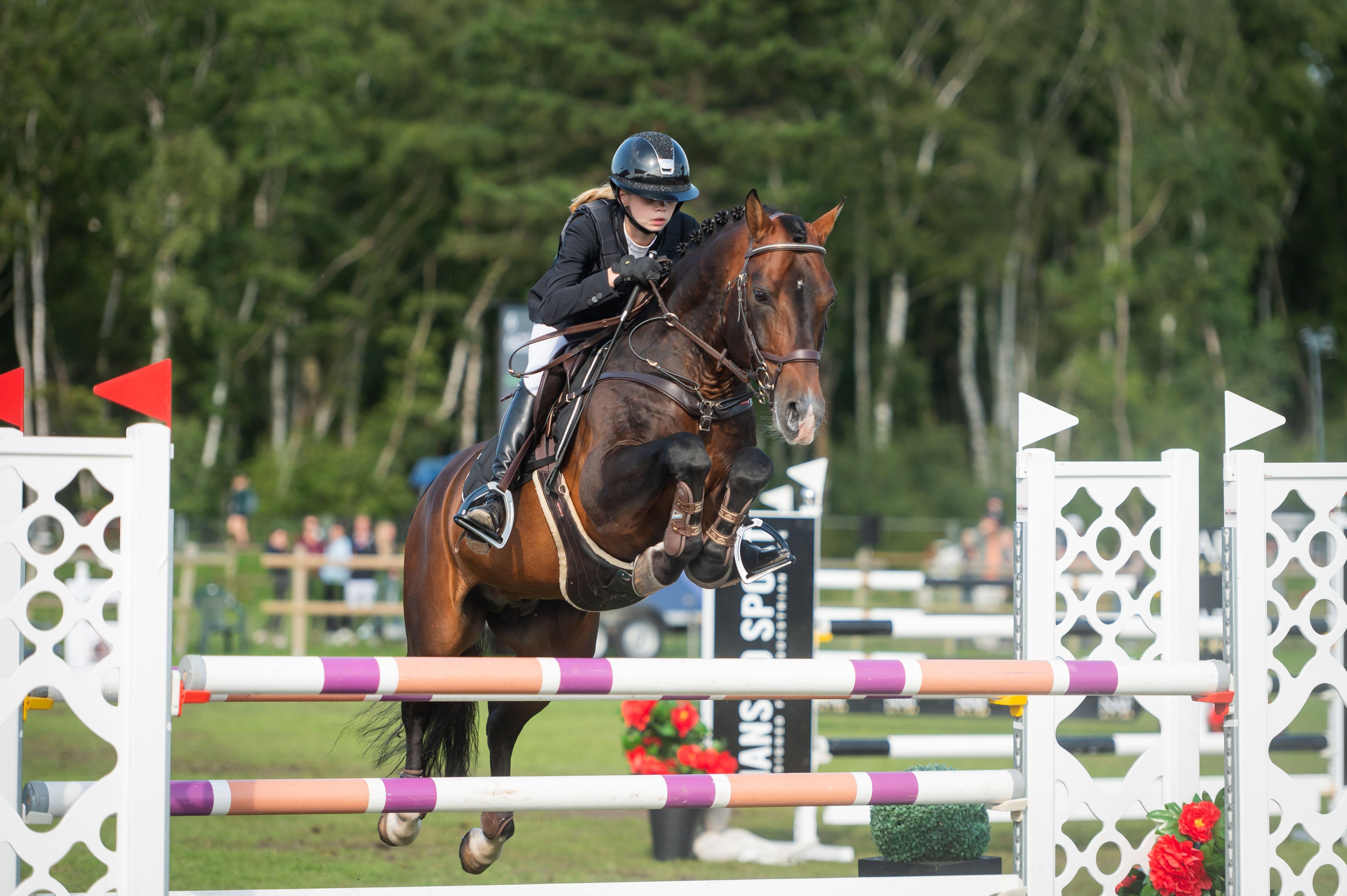 Caroline Ankarcrona och Meweis af Toftagården. Foto: Ida Lindemann