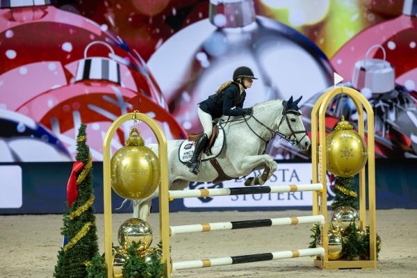 Hannah Blomberg och Hembys Florian i finalen 2023. Foto: Roland Thunholm