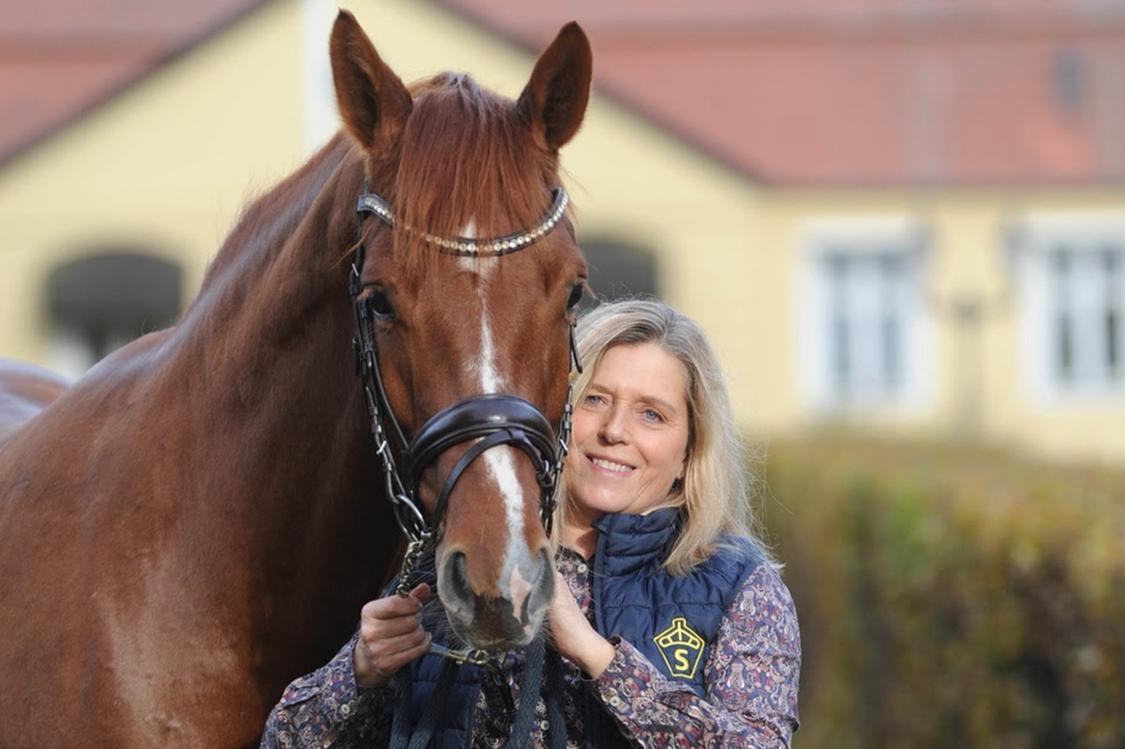 Helén Uddefors med stoet Valentina Rossi (41) (SWB). Foto: Joanna Sjöberg