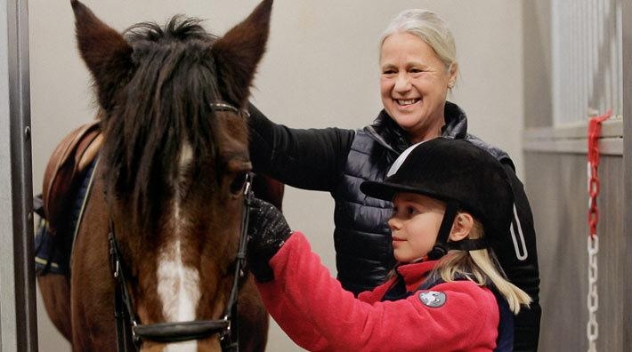 Carina Bergh är årets ridlärare: "Så hedrande att få det här priset"