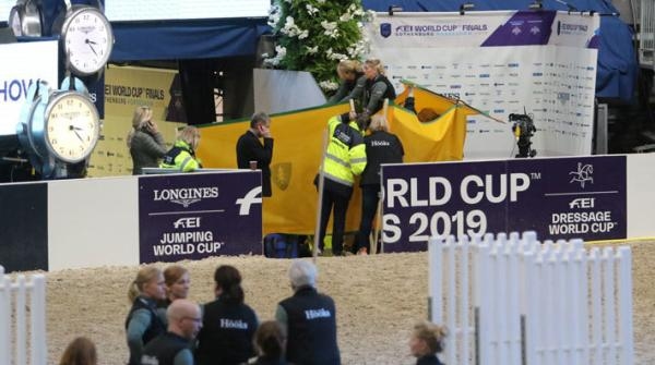 Skadad hästskötare under GHS i stabilt skick