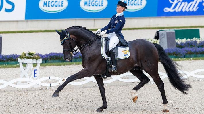 Therese Nilshagen och Dante Weltino var bästa svenska ekipage i Aachens GP. Foto: Tomas Holcbecher