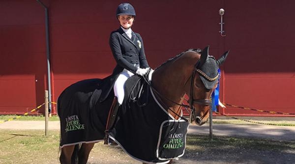 Emma Jönsson och Tango stod som segrare i U25-klassen förra året, blir det repris i år? Foto: Lövsta Future Challenge